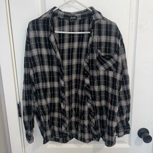 Justify Women’s Black and Gray Flannel
